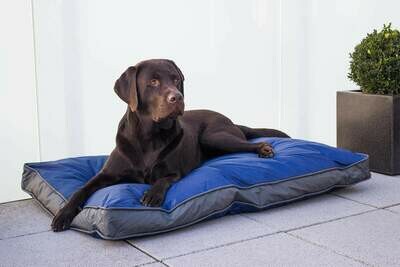 Hunde-Outdoorkissen 105 x 67 cm, wasserdicht und robust