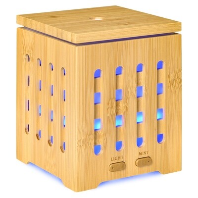 Aroma-Diffusor mit einem Gehäuse aus Bambus