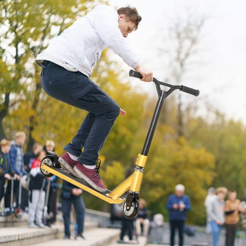 Stunt Scooter mit Bremse Gold 65 x 48,5 x 83 cm
