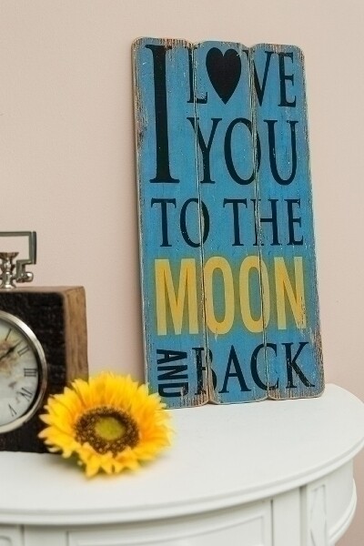 Holzschild &quot;I love you to the moon and back&quot;