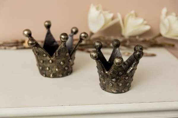 Teelichthalter 2er Set Crowns, Metallkronen, 18x16x13 & 14x12x11 cm