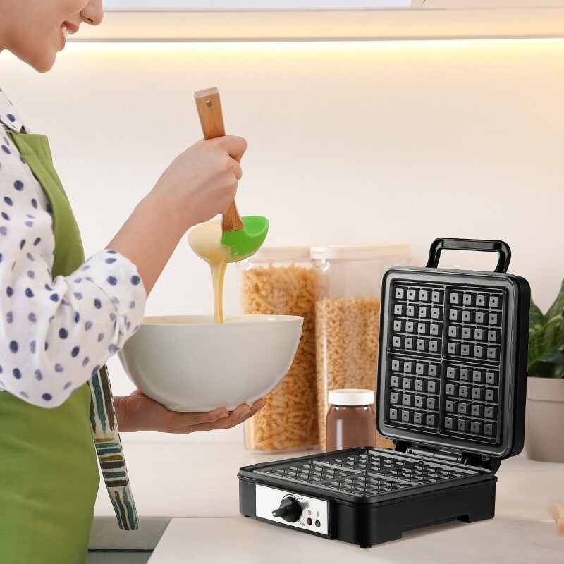 Waffeleisen 4 Waffeln mit antihaftbeschichteten Platten 1200W Aluminium Schwarz