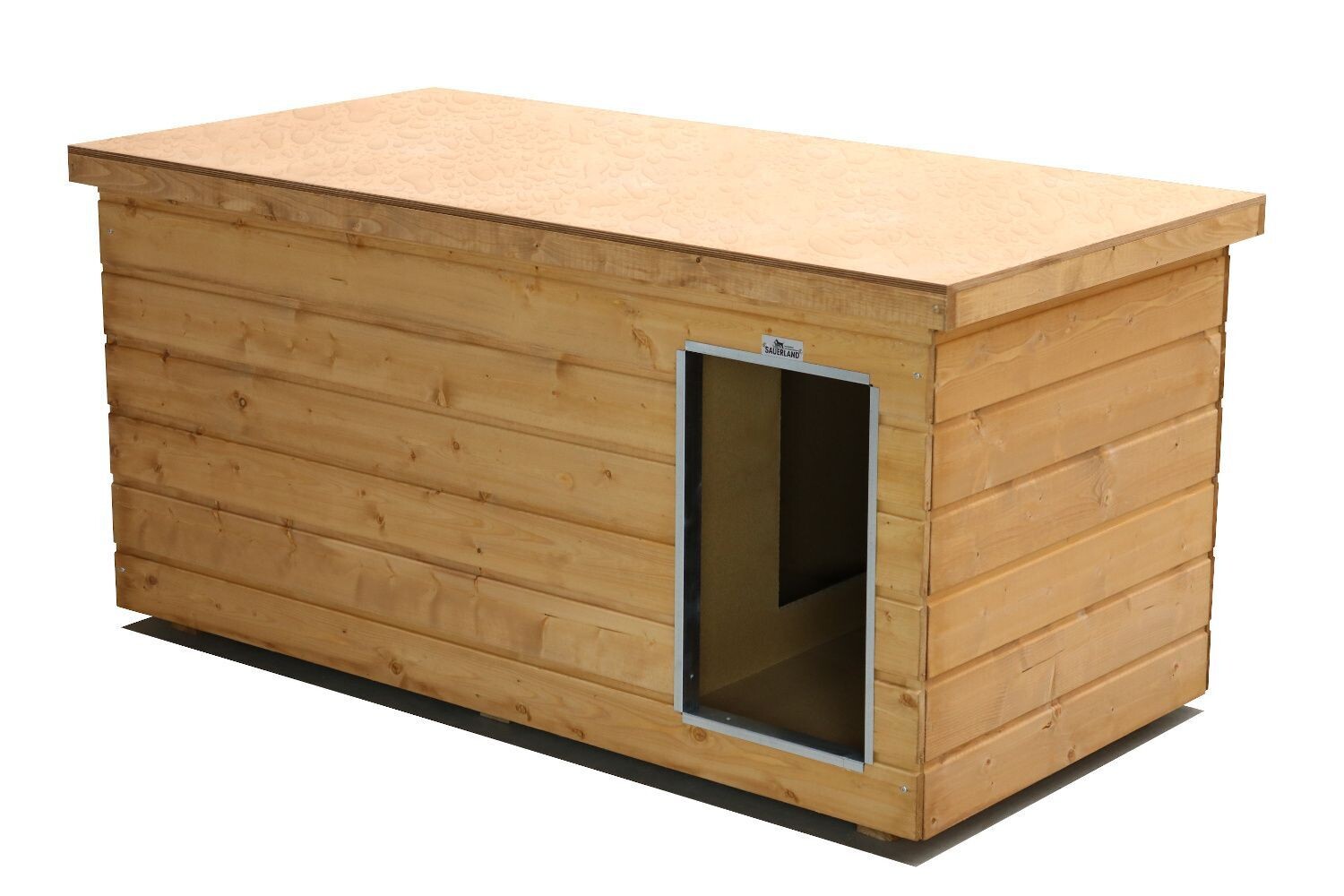 Original SAUERLAND Holz-Hundehütte mit Vorraum, braun imprägniert | Flachdach Dickschicht | Eingang Längsseite | Grösse Lassie