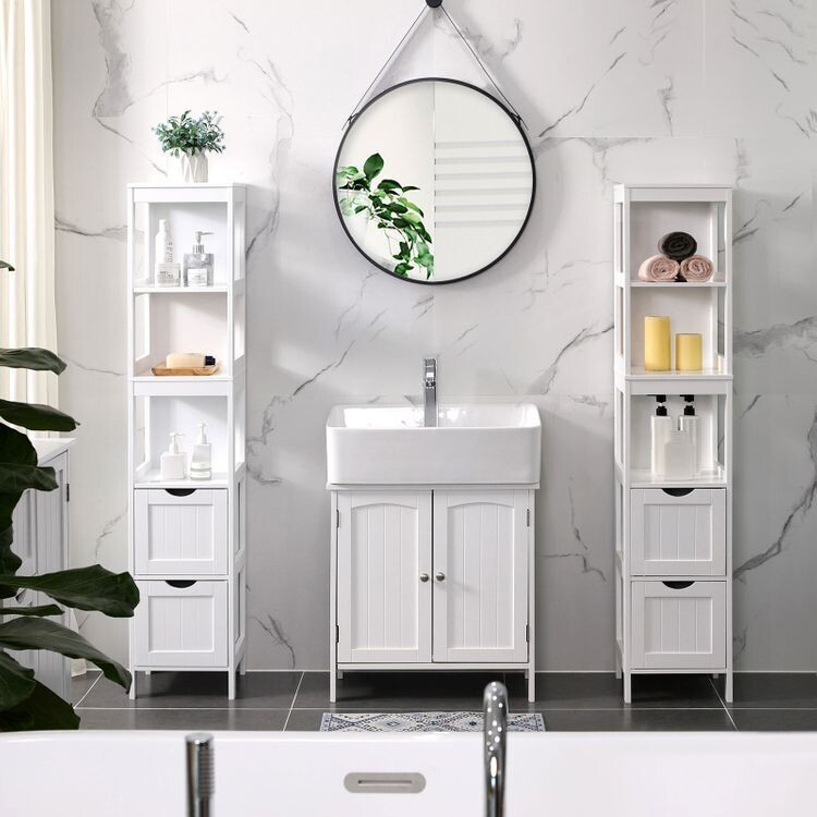 Hochschrank fürs Bad oder Küche Landhausstil