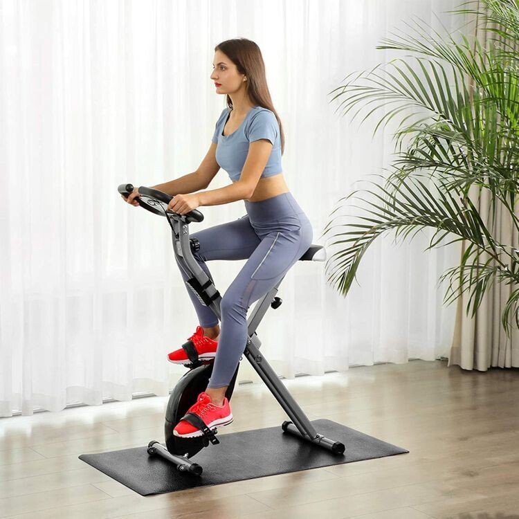 Heimtrainer mit Pulsmessung