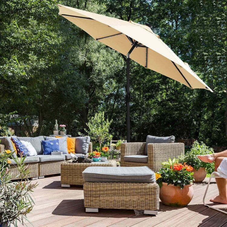 Sonnenschirm mit LED-Solar-Beleuchtung Ø 270 cm beige