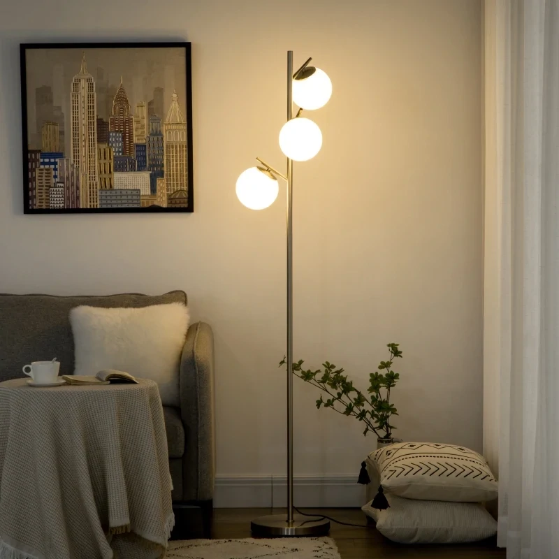 Stehlampe mit 3 Lampenschirmen aus Glas, Silber + Weiss