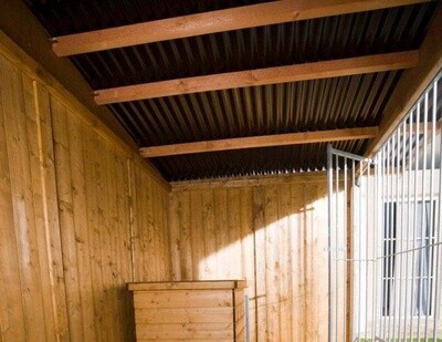 Sauerland Villa Holz-Hundezwinger 2 x 3 m | Flachdach | braun | Rohrstab Abstand 5 cm
