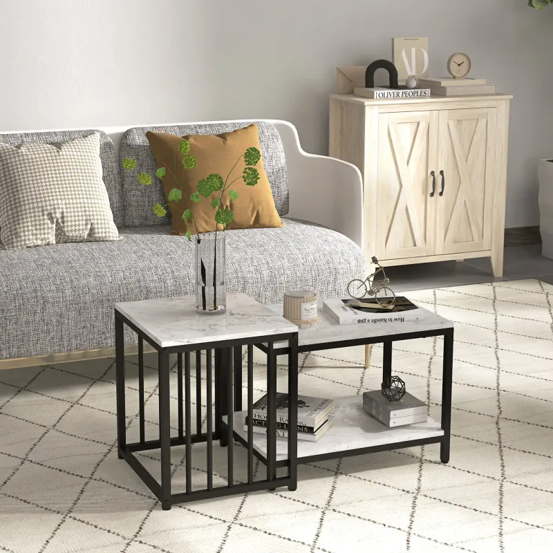 2er Set Couchtisch, stapelbar, mit Holzoptik-Marmorplatte und schwarzem Metallgestell
