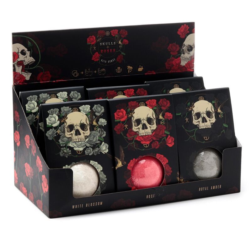 Skulls &amp; Roses Totenkopf Badebombe in Geschenkverpackung