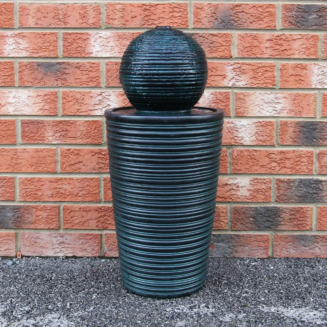 Solar Kugelbrunnen/Kaskadenbrunnen mit Akku – Harz, 58,5cm, 7m Kabel