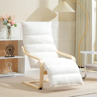 Lounge‑Sessel aus Birkenholz, Sherpa‑Fleece, verstellbare Fussstütze, Weiss – 67B x 93–114T x 105H cm, 120 kg