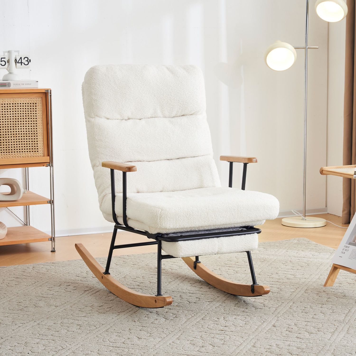 Komfort‑Schaukelsessel mit Schwerkraftverstellung, manueller Fussstütze, Weiss – 58L x 102B x 100H cm, 100 kg