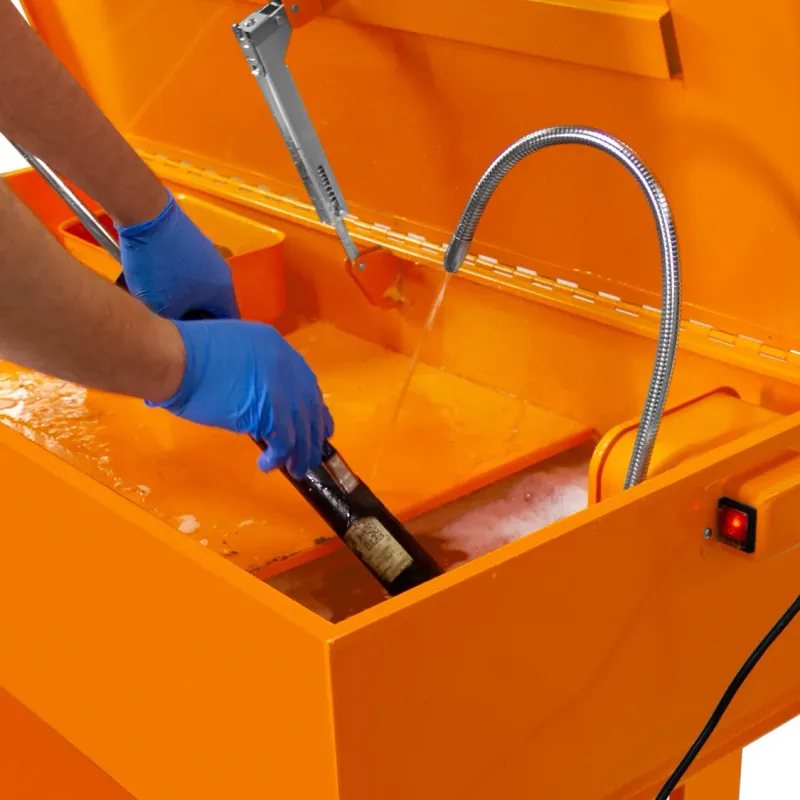 Teilewaschgerät 180 L – Stahl, Pumpe 2,7–3,6 L/min, flexibler Sprühschlauch, Ablage, Deckel mit Schmelzlot