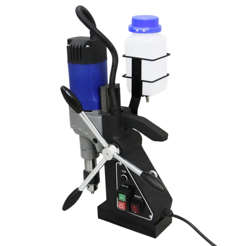 Magnetbohrmaschine 230 V – 1200 W, 9000 N Haftkraft, 600 U/min, Kernbohren 12–35 mm, 50 mm Tiefe