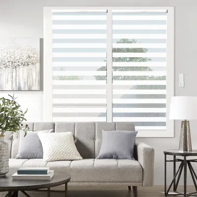 Fensterrollo mit Fernbedienung, USB-Schnittstelle, aufladbarer Akku, 90 cm x 180 cm x 7 cm, Weiss