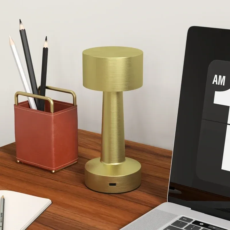 Tischleuchte, kabellos, wiederaufladbar, Touch-Steuerung, LED-Licht, Metallkörper, Gold