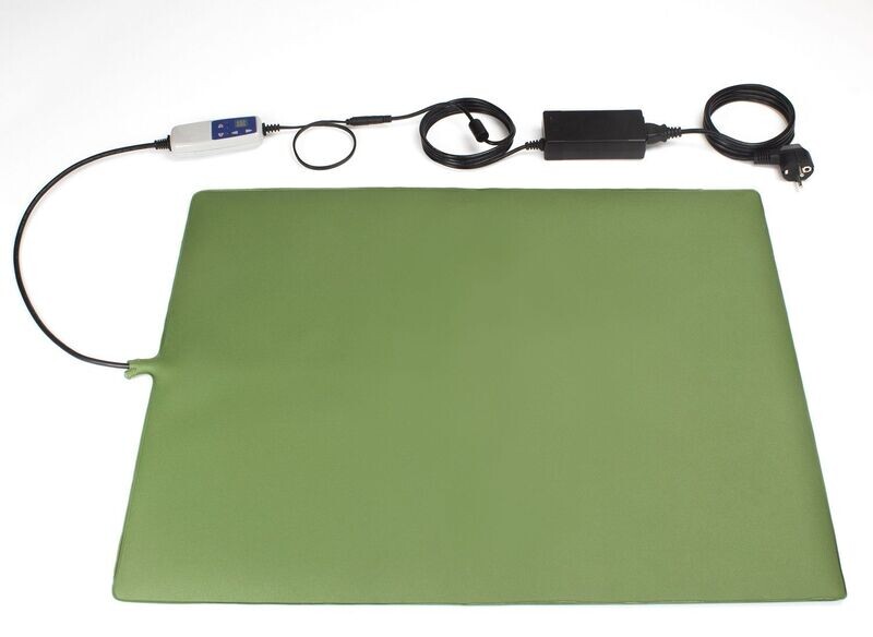 Sauerland 9-Stufen Heizmatte für Hunde / Haustiere 65x50 cm, mit Timer, 12V-Trafo Heizplatte Wärmematte Sauerland 9-Stufen Heizmatte für Hunde / Haustiere 65x50 cm, mit Timer, 12V-Trafo Heizplatte Wärmematte