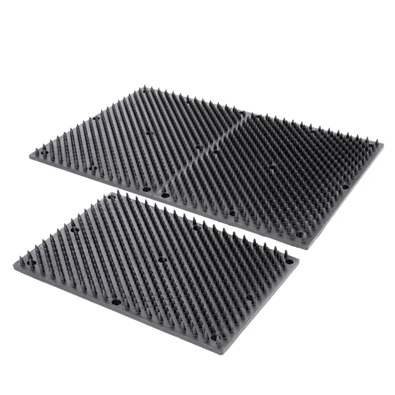 Kratzmatte, Bürstenmatte – L 60 x B 40 cm – Schwarz – Für Pferde, Kälber, Ziegen