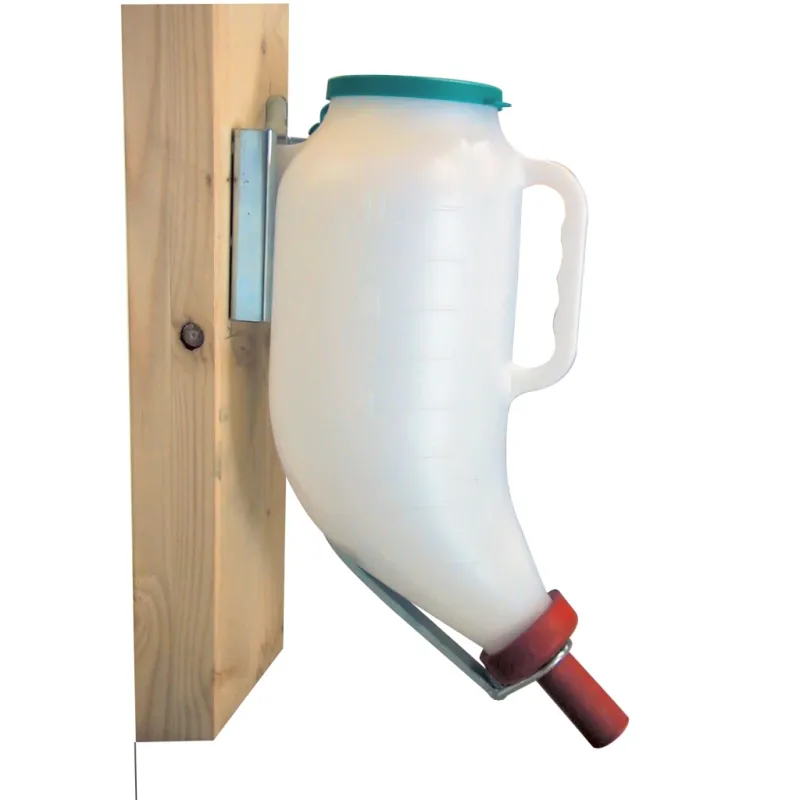 Vollmilchflasche für Kälber – Rot & Weiss – 6 x 6 x 9,5 cm
