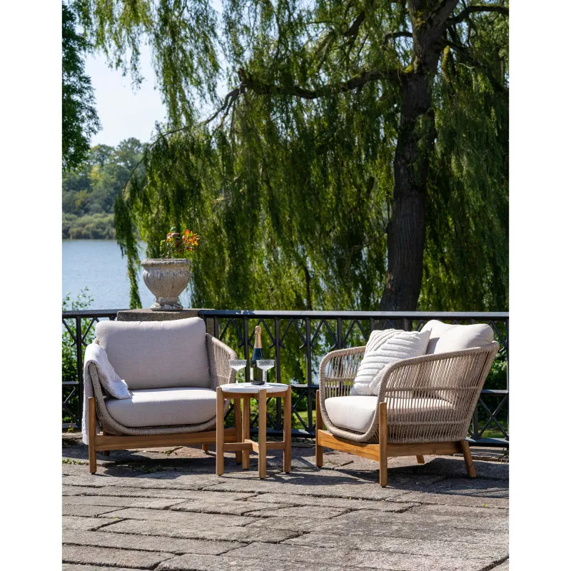 Terracina Gartenset Braun/Beige | Beistelltisch & 2 Liegestühle, Akazie, FSC®