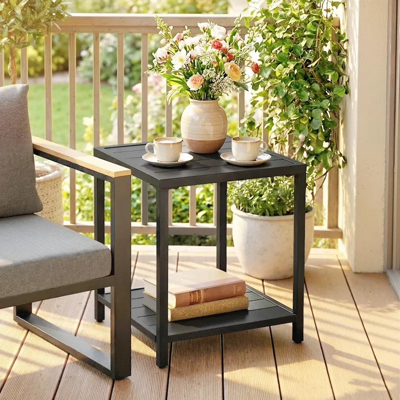 Beistelltisch Gartentisch quadratisch | Lamellendesign & Ablage | Schwarz