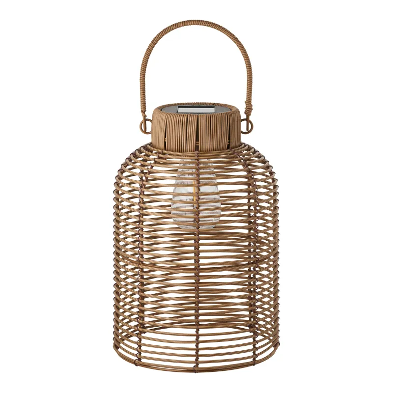 Brentford Rattan Lampe Solar-LED Braun Ø20x30,5 cm Wiederaufladbar Braune Brentford Rattan-Lampe mit Solarpanel und Henkel, Ø20x30,5cm. Ideal für gemütliche Abende im Schweizer Garten.