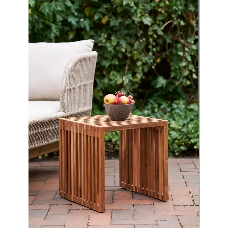Pego Beistelltisch Teakholz Natur Lattenoptik 40x40x40 cm