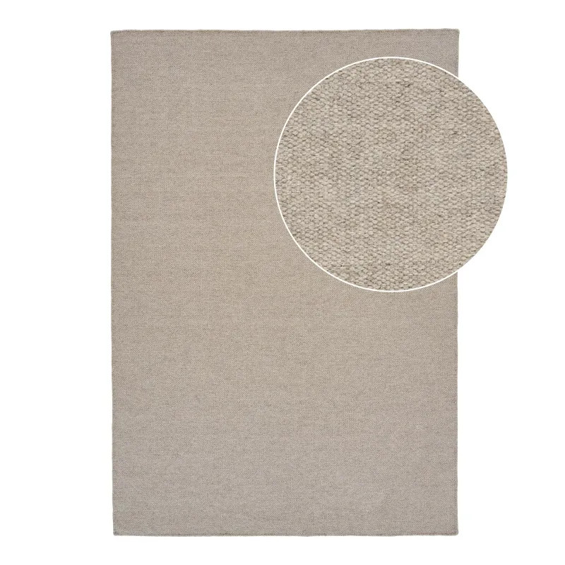 Nila Rug Teppich Handgewebt Dunkler Sand 200x300 cm Nila Rug Teppich, handgewebt, dunkler Sand, 200x300cm. Gemütlich für Schweizer Wohnräume.