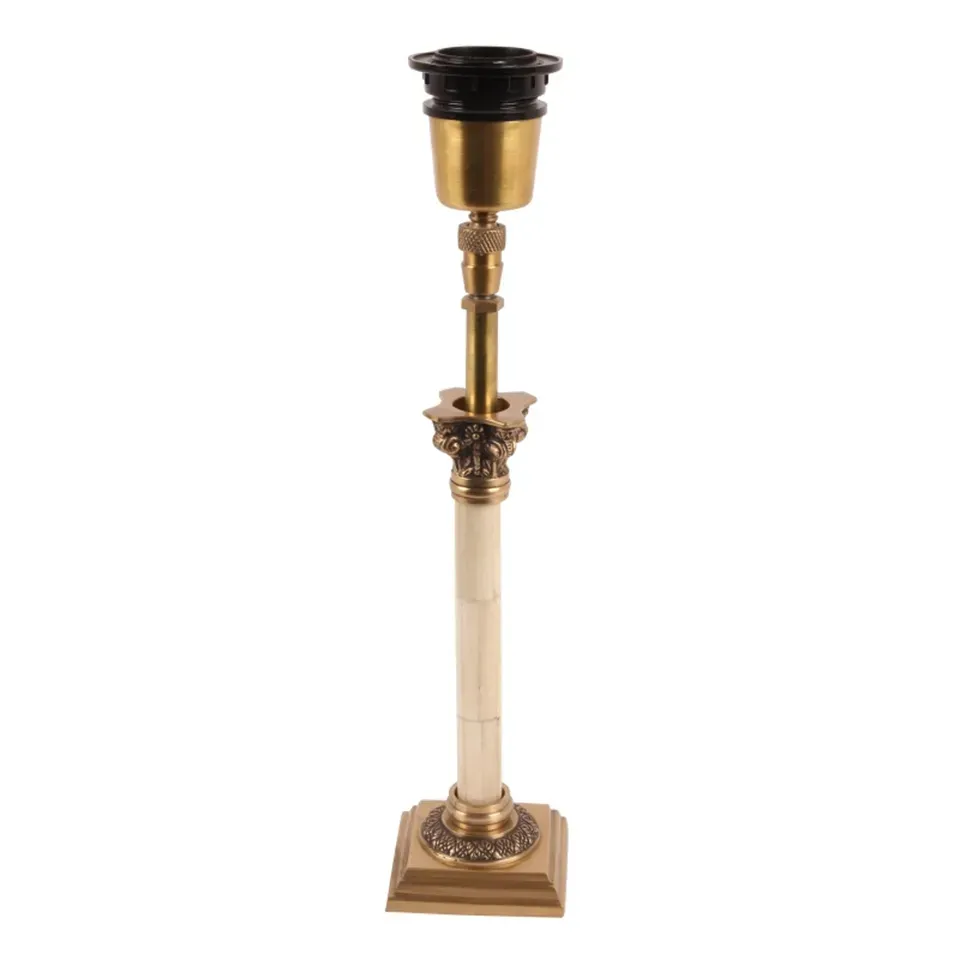 Tischlampenfuss Messing Gold 34x7x7 cm Tischlampenfuss, Messing, gold, 34x7x7cm. Einzigartiger Tischlampenfuss für Schweizer Zuhause.