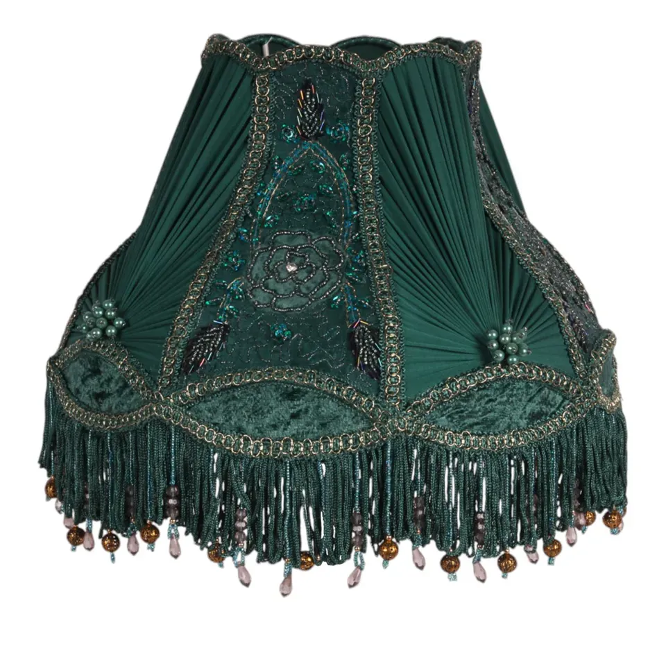 Petrol-türkiser Samt-Lampenschirm Victorian mit Perlenornamenten &amp; Fransen, ø30cm. Barock-Glanz fürs Schweizer Zuhaus