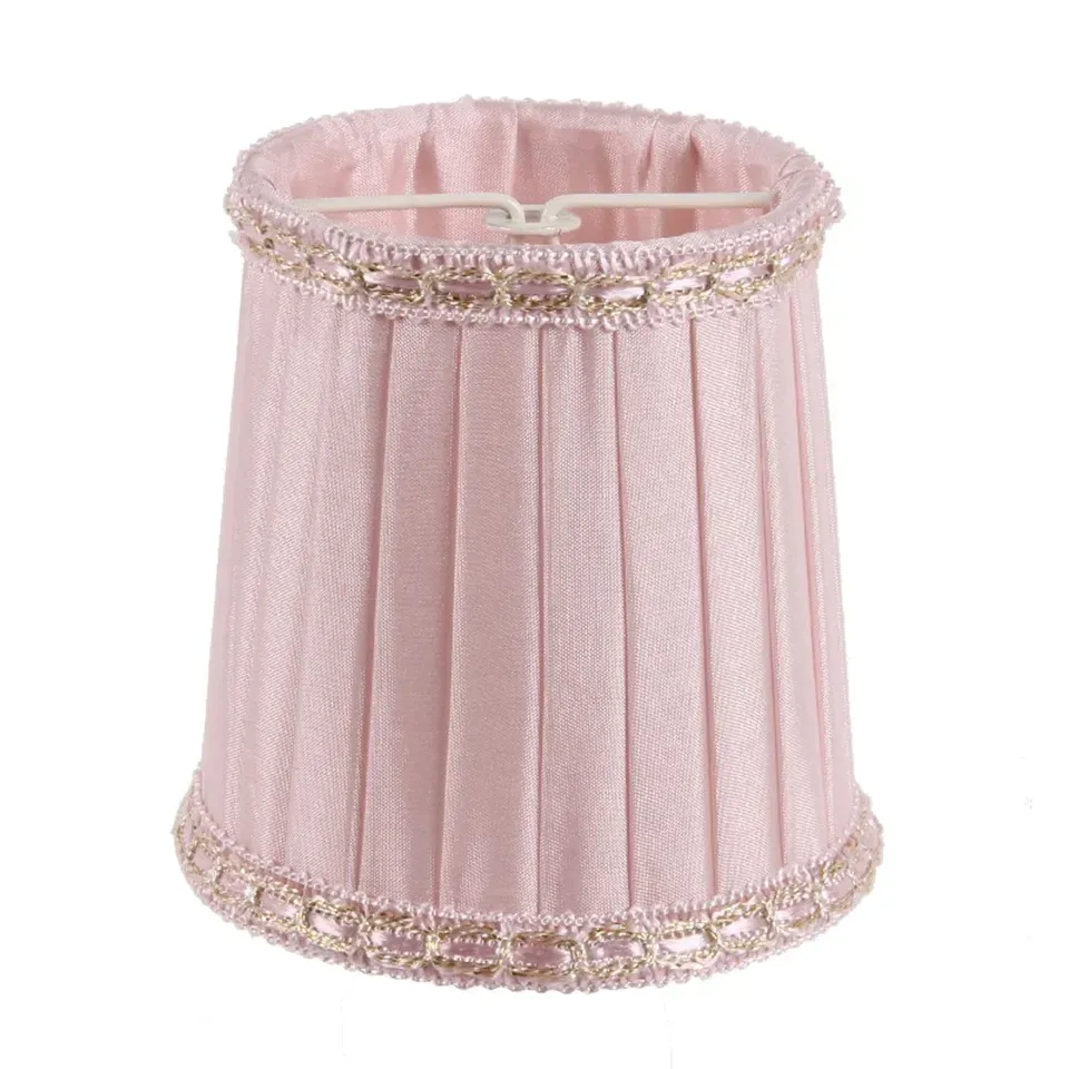 Klemm-Lampenschirm Plissee Rosa Goldborte Ø8 cm Kleiner Plissee-Klemm-Lampenschirm in Rosa mit Goldborte, ø8cm. Romantische Note für Kronleuchter im Schweizer Zuhause.