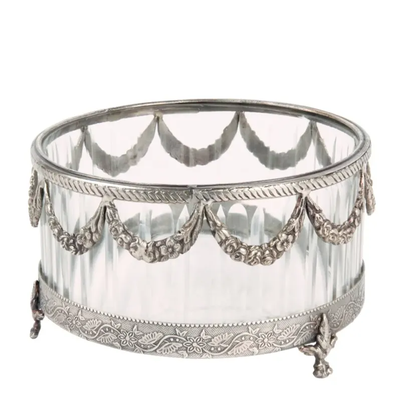 Teelichthalter Schale Silber Messing Schliffglas 10 cm Silberne Barock-Schale aus Messing & Schliffglas mit Girlanden, 10cm. Vielseitiges Deko-Gefäss für Schweizer Räume.