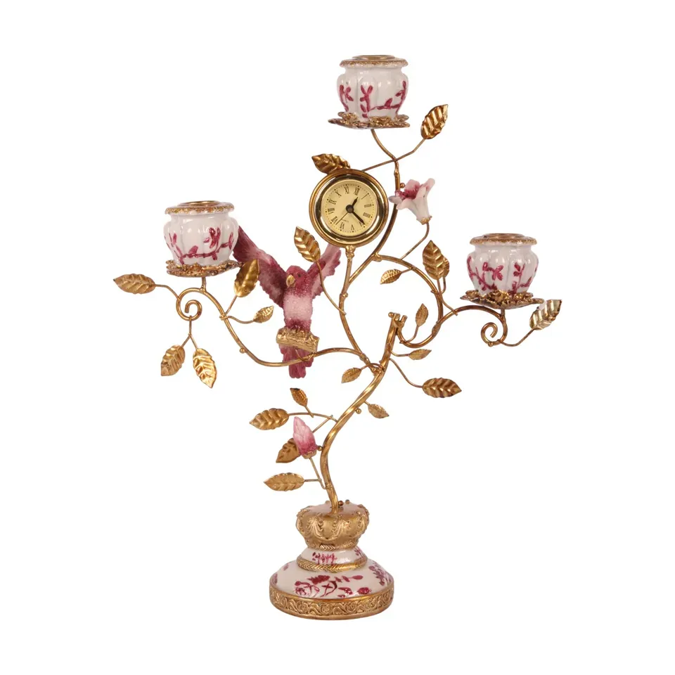 Kerzenständer Papagei mit Uhr 3-armig Rot Gold 32 cm Rot-goldener Papageien-Kerzenhalter 3-armig mit Uhr aus Kunstharz, 32cm. Barock-Deko fürs Schweizer Zuhause.