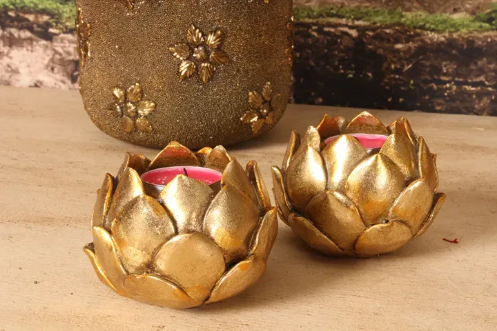 Teelichthalter Lotusblüte Gold Kunstharz Vintage 7 cm