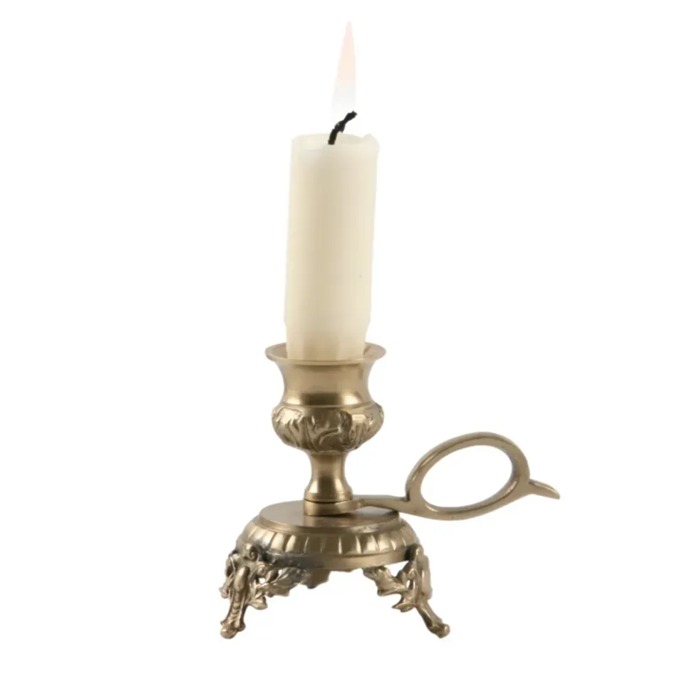 Kerzenhalter Kammerleuchter Nachtlicht Gold Messing Griff 8 cm Goldener Kammerleuchter aus Messing mit Tragegriff und verzierten Füsschen, 8cm hoch. Für Stabkerzen.