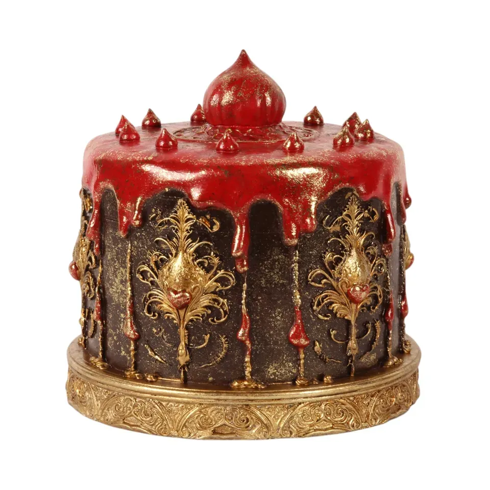 Dekorative Torte Kunstharz Braun/Rot 20 cm Dekorative Torte, Attrappe, Polyresin, braun/rot/gold, 20x21x21cm im barocken Stil.