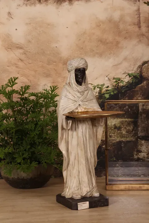 Stehende Maurische Figur Tablett Polyresin Elfenbein 51 cm