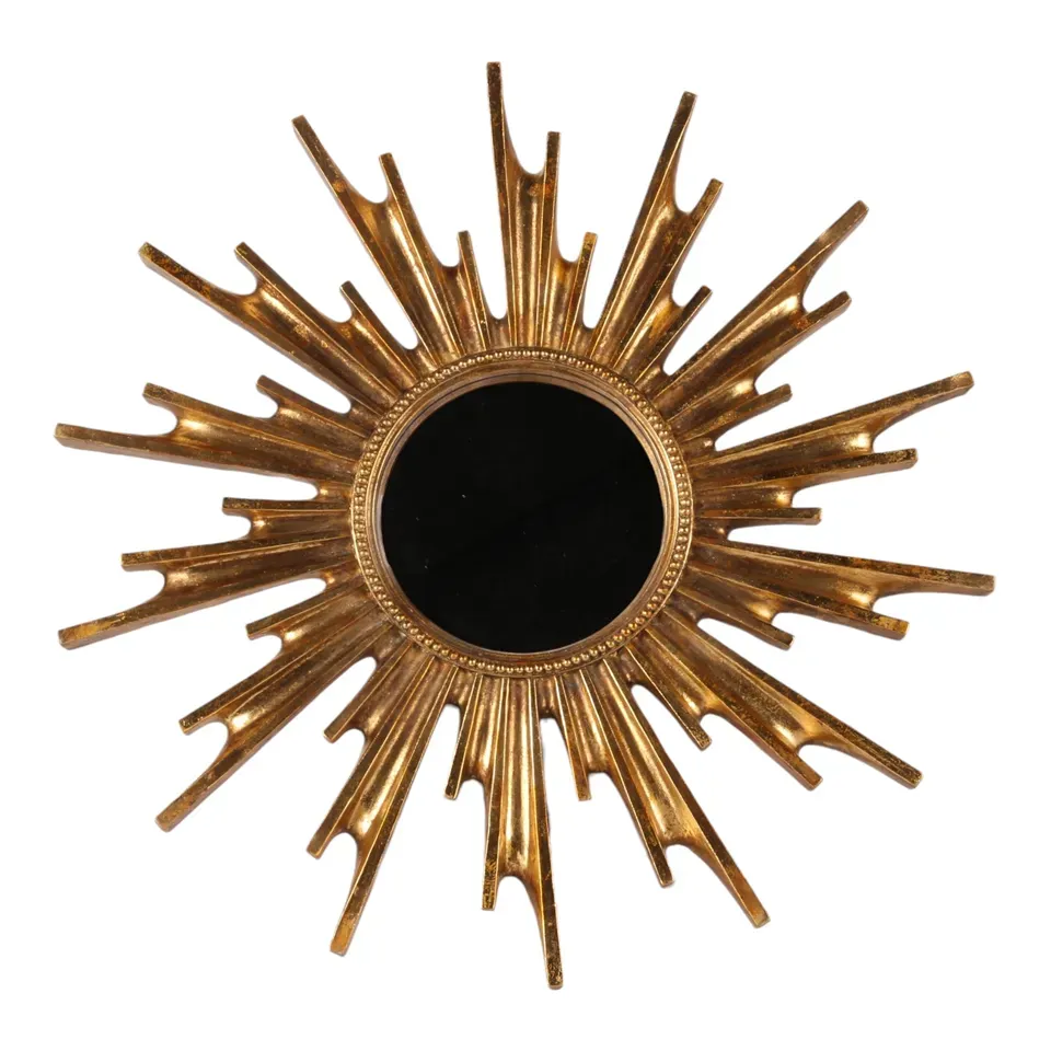 Goldener Sonnenspiegel aus Polyresin mit strahlenförmigem Rahmen, 48 x 48 x 2 cm