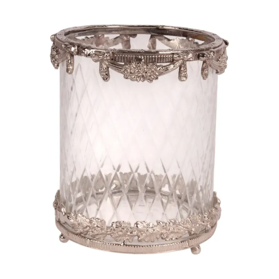 silberner Teelichthalter aus Messing und Glas mit dekorativen Ornamenten und geschliffener Glasstruktur