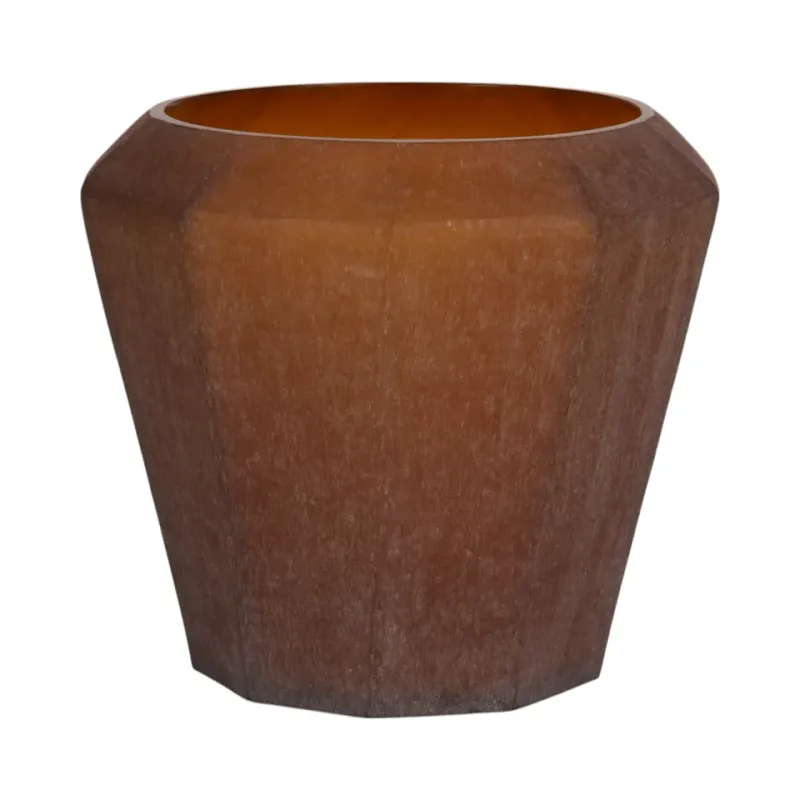 Diamantvase M 23 cm Bernstein aus Glas mit Rautenmuster Bernsteinfarbene Diamantvase M 23 cm aus Glas mit facettierter Form