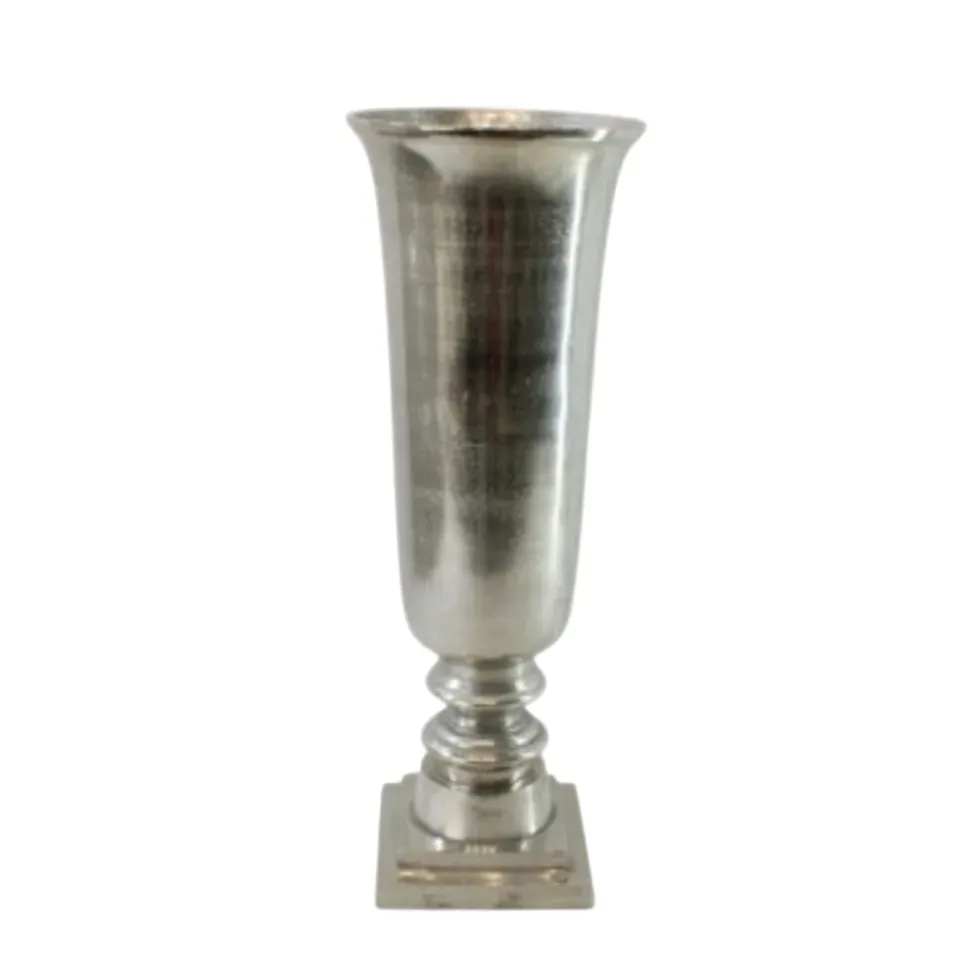 Vase 49 cm Silber aus Aluminium in Nickel Optik Silberne Aluminiumvase 49 cm in Nickel Optik mit klassischer Säulenform