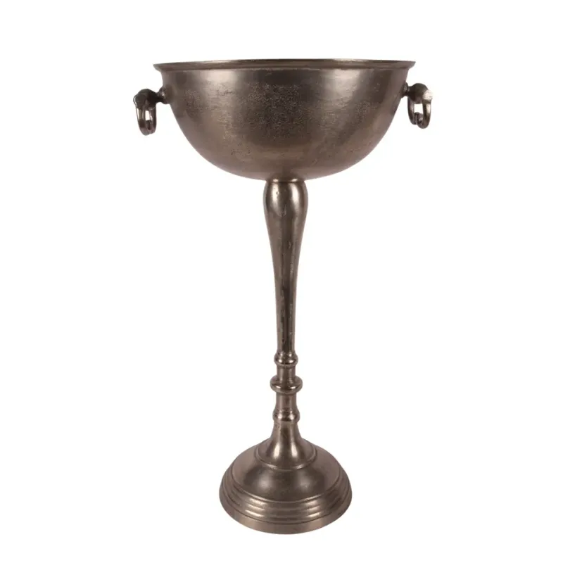Schale auf Ständer 73 cm Silber aus Aluminium / Pokal Silberne Schale auf Ständer 73 cm aus Aluminium mit Fischform und seitlichen Griffen