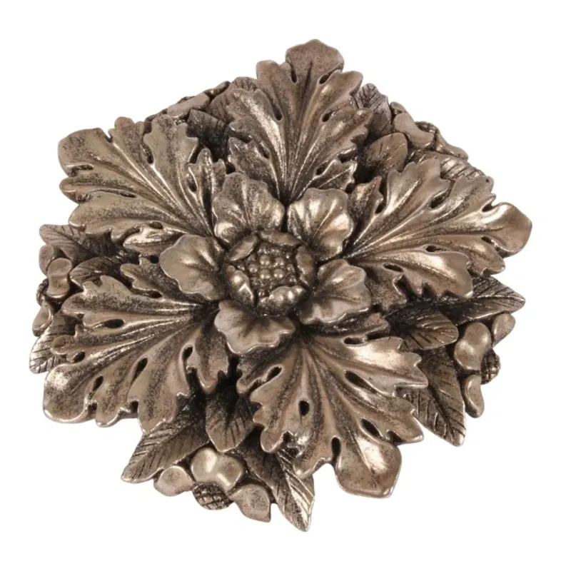 Silberne Dekorations Wandplakette 25,5 cm mit floralem Blütenmotiv aus Kunstharz