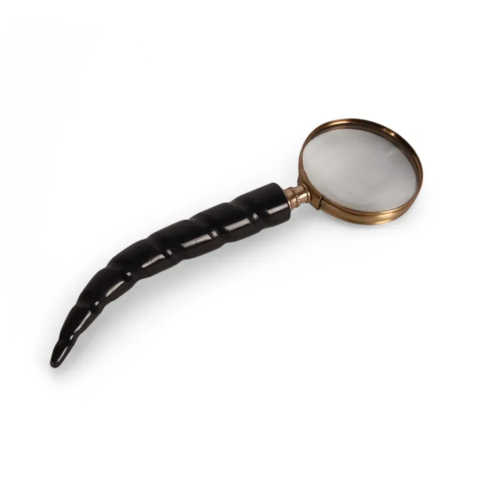 Lupe 26 cm aus Messing mit schwarzem, dekorativem Griff Lupe mit goldfarbenem Messingrahmen und schwarzem, dekorativem Griff