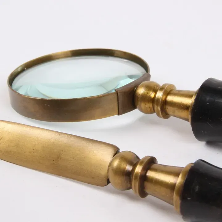 Lupe und Brieföffner Set, 17 cm mit schwarzen Griffen und goldfarbenen Messingdetails