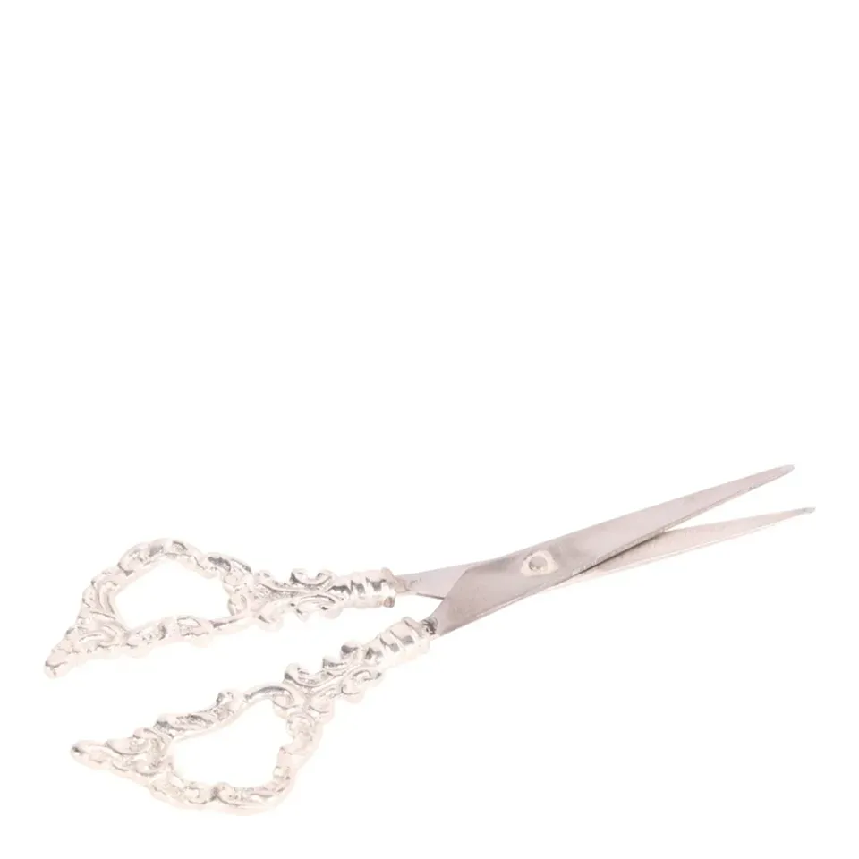 Barocke Schere 17 cm aus Kupfer, silberfarben Silberfarbene Schere aus Kupfer mit kunstvoll verzierten Griffen