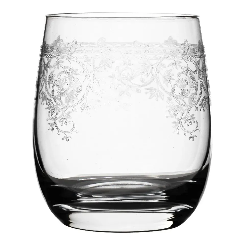 Glasbecher 250 ml mit lasergraviertem Muster Klarer Glasbecher mit geschwungenem, lasergraviertem Muster