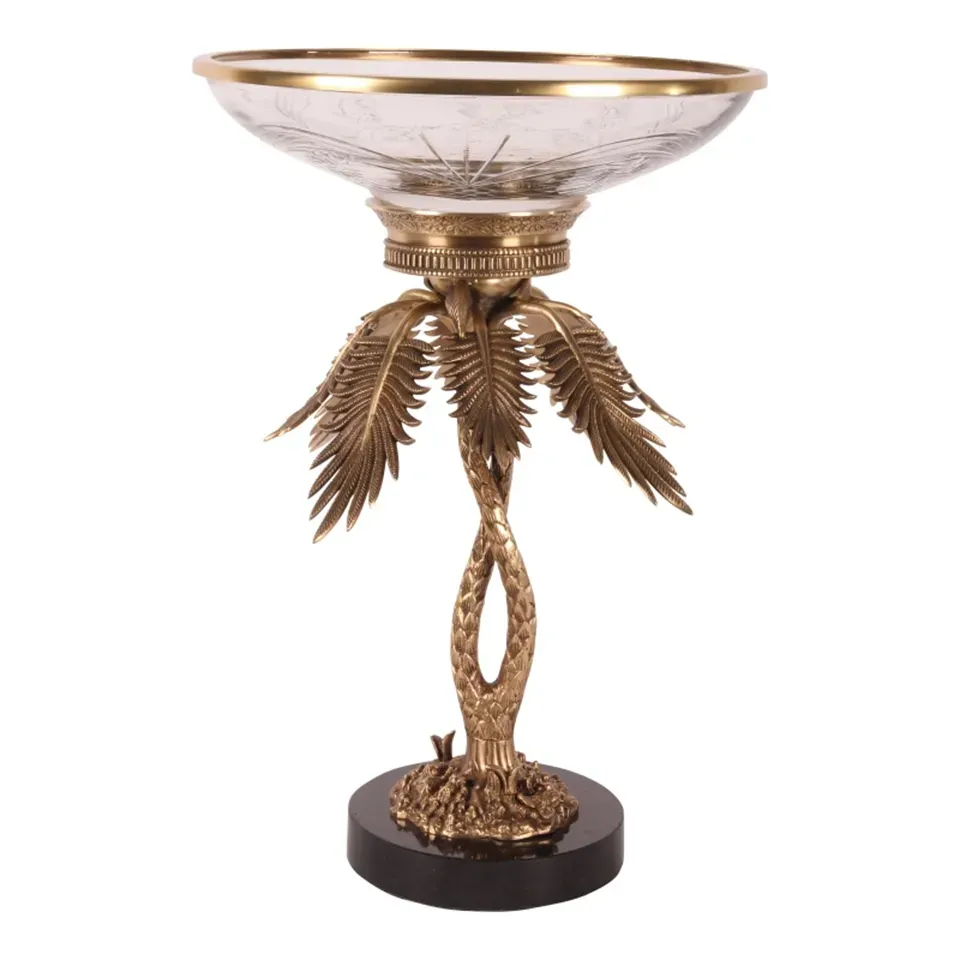Dekorative Glasschale mit Kupfergestell, 54 cm Dekorative Glasschale mit goldfarbenem Kupfergestell und dunklem Fuss