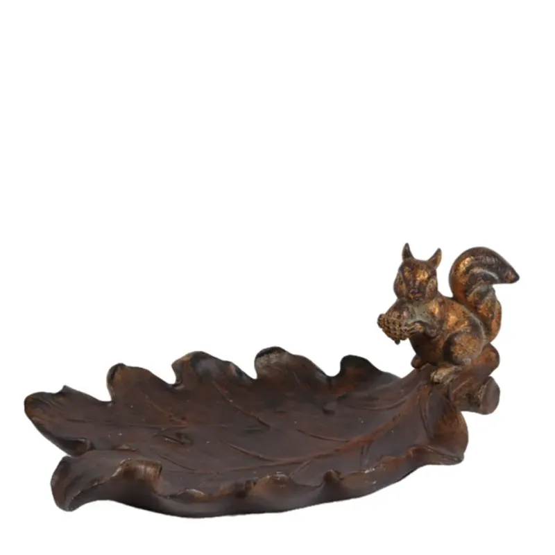 Schale mit Eichhörnchen, 29x18.5 cm, aus Polyresin Antikgoldfarbener Teller in Blattform mit Eichhörnchenfigur aus Polyresin